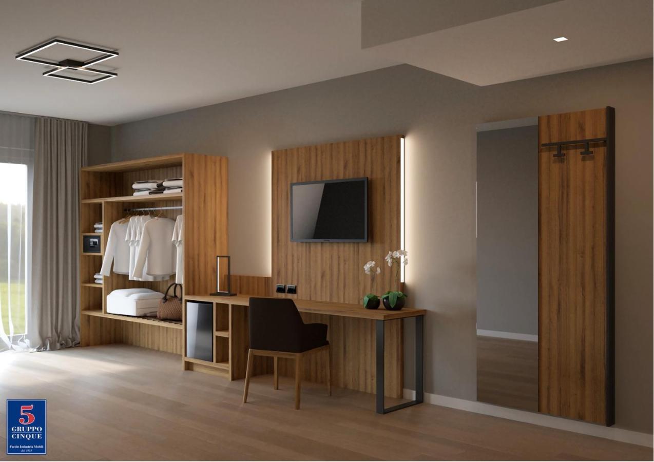 Threeland Hotel Петанж Екстер'єр фото