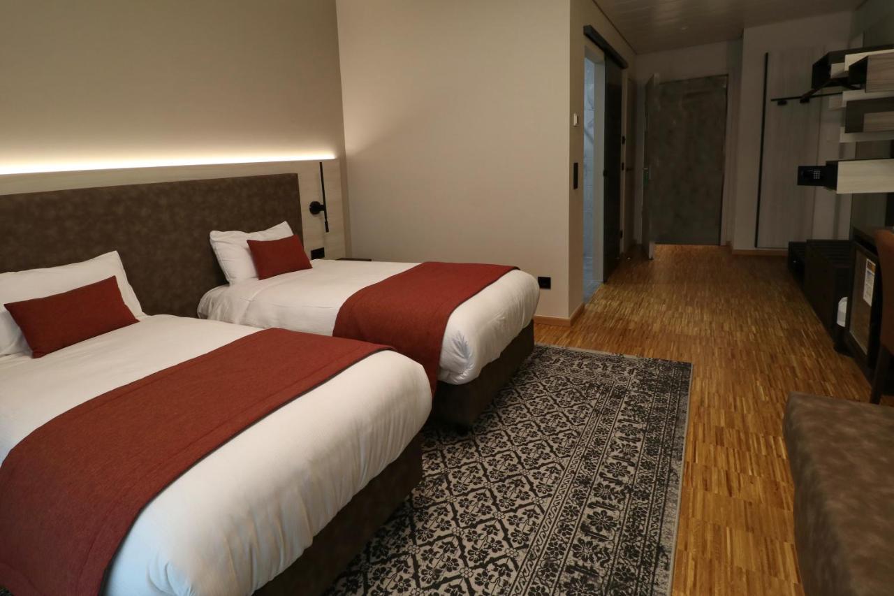Threeland Hotel Петанж Екстер'єр фото