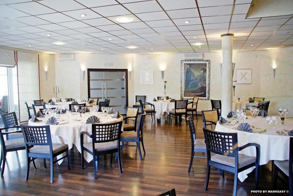 Threeland Hotel Петанж Екстер'єр фото
